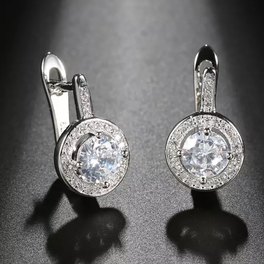 GOLD STUD 925 STERLING SILVER DIAMOND EARRINGS, WONDERFUL EARRINGS, WOW EARRINGS - Picture 2 of 4